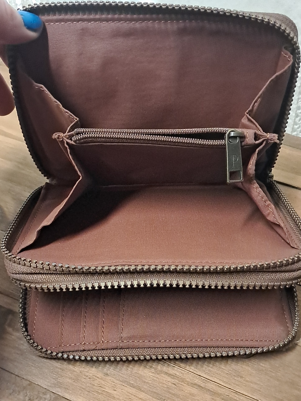 Pendleton Wool Geometric Zip Wallet - Picture 4 of 5